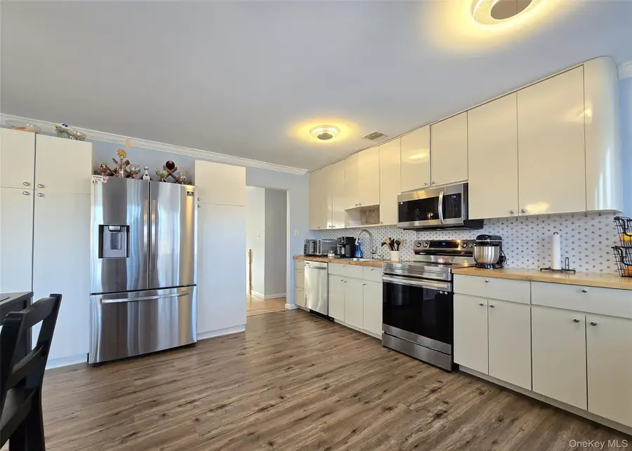 167 Avenue C, Holbrook, NY 11741 - #3