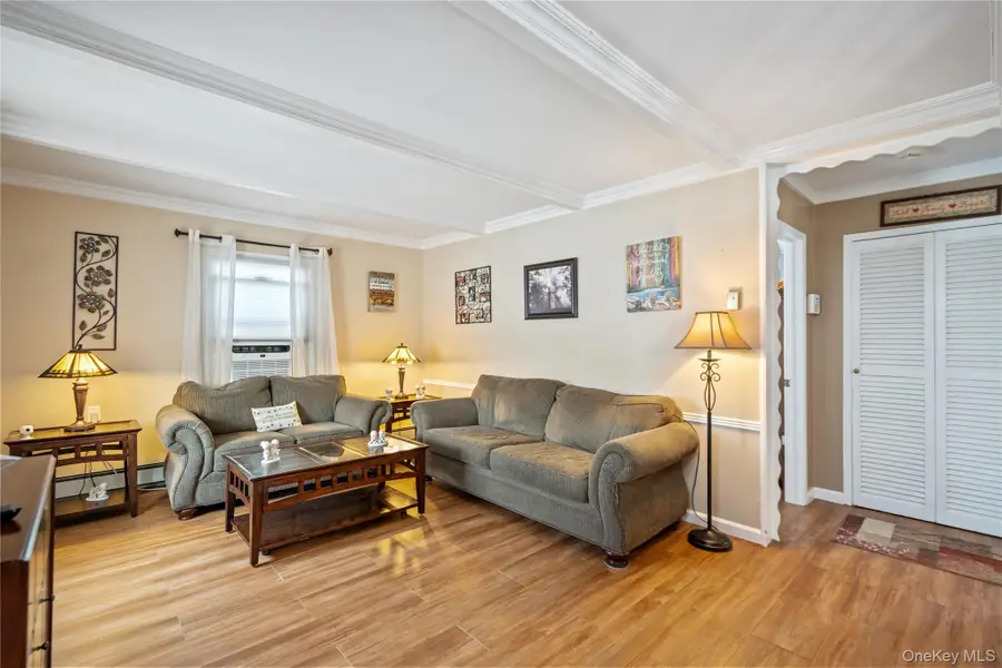 108 Swan Lane, Levittown, NY 11756 - #3