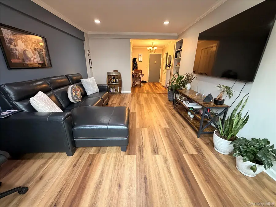 7311 210th Street #1O, Oakland Gardens, NY 11364 - #2