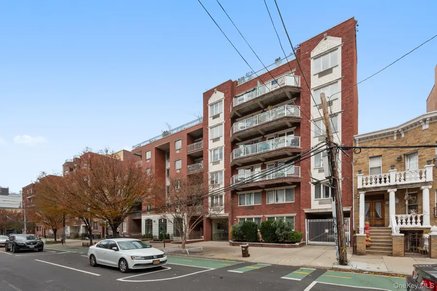 2325 31st Avenue #Penthouse 7C, Astoria, NY 11106 - #2