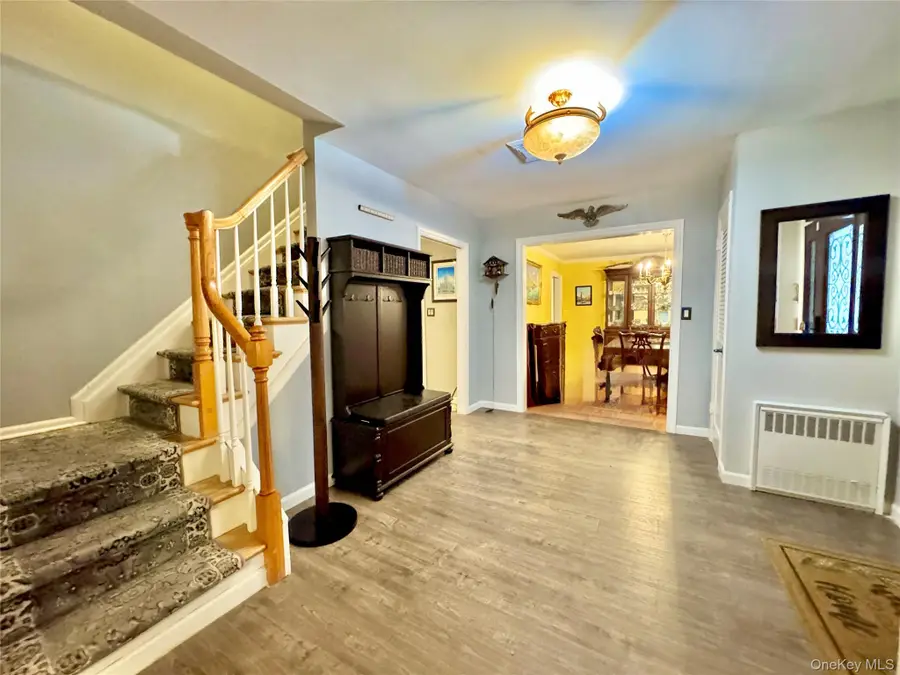 42 Hearthstone Drive, Dix Hills, NY 11746 - #3