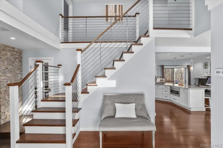 9 Comanche Court, Katonah, NY 10536 - #3