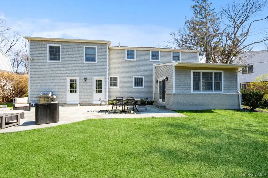 75 Oakdale Lane, East Hills, NY 11577 - #2