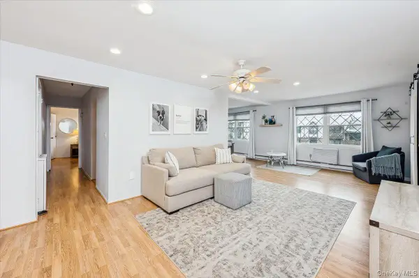 570 Sierra Vista Lane #570, Valley Cottage, NY 10989