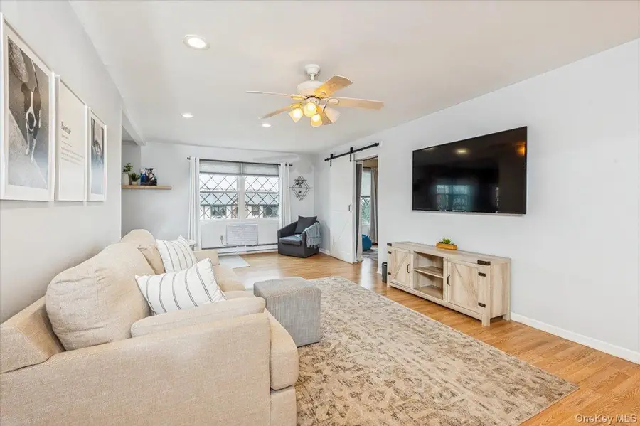 570 Sierra Vista Lane #570, Valley Cottage, NY 10989 - #3