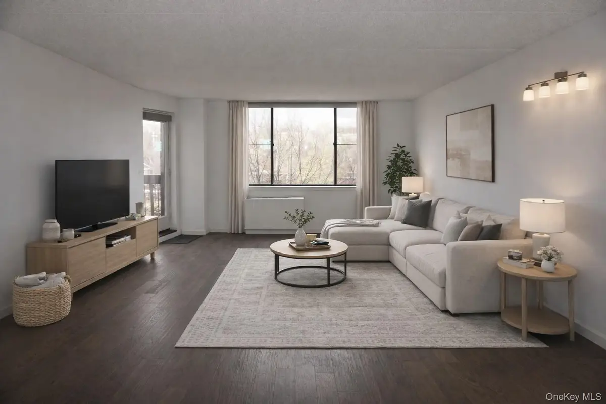 777 N Macquesten Parkway #308, Fleetwood, NY 10552 - #1