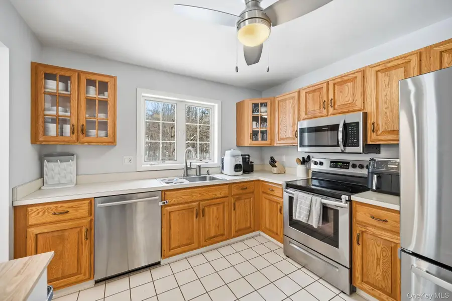 4401 Hickory Hollow Lane, Carmel, NY 10512 - #2