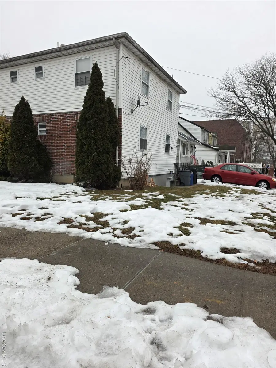 19804 90th Avenue, Hollis, NY 11423 - #3