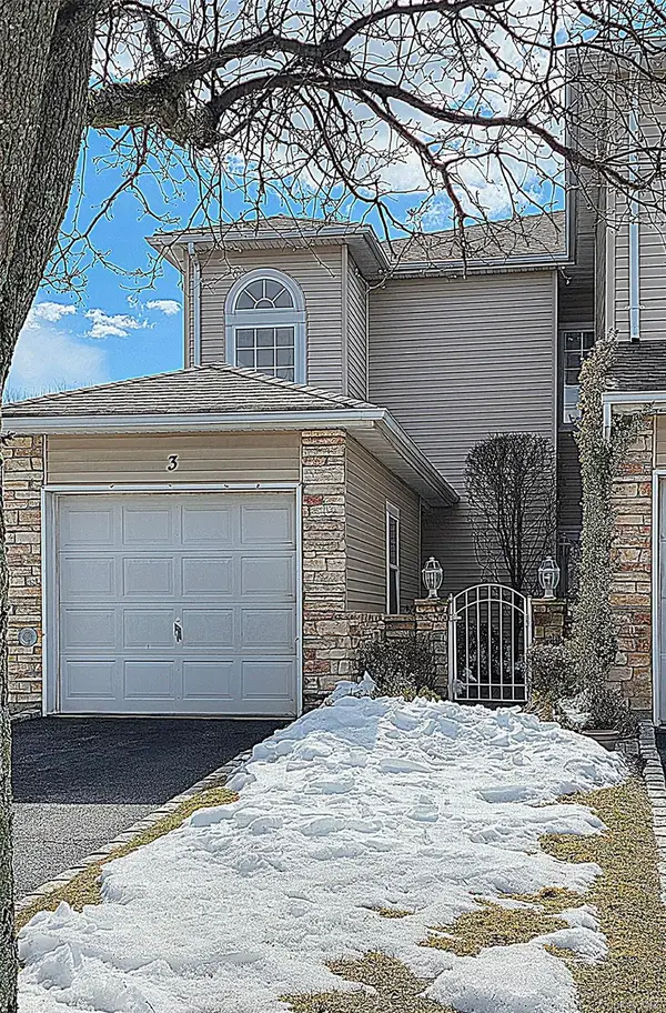 3 Windwatch Drive, Hauppauge, NY 11788