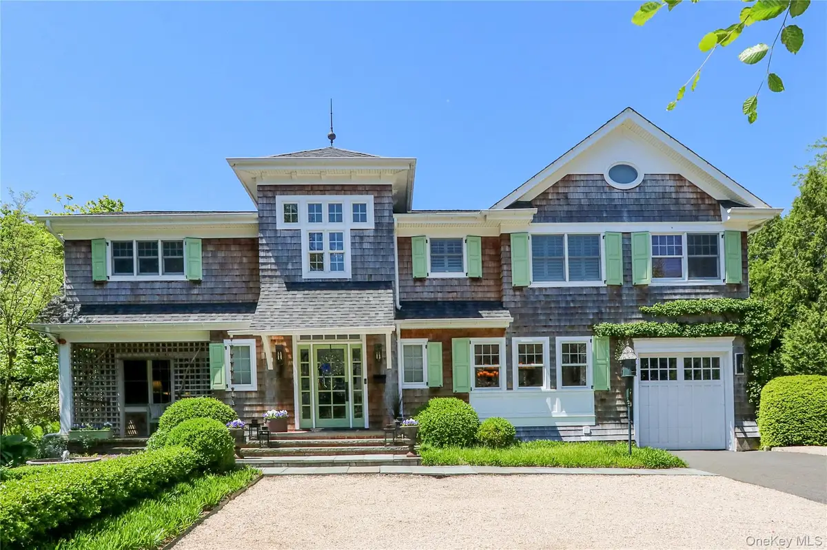 31 Carnegie Avenue, Huntington, NY 11743 - #1