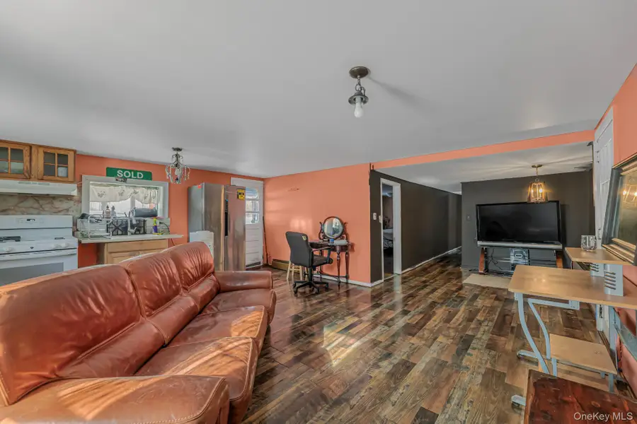 29 Parsons Lane, Middletown, NY 10940 - #2