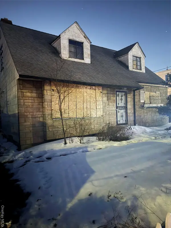 Address Withheld By Seller, Howard Beach, NY 11414