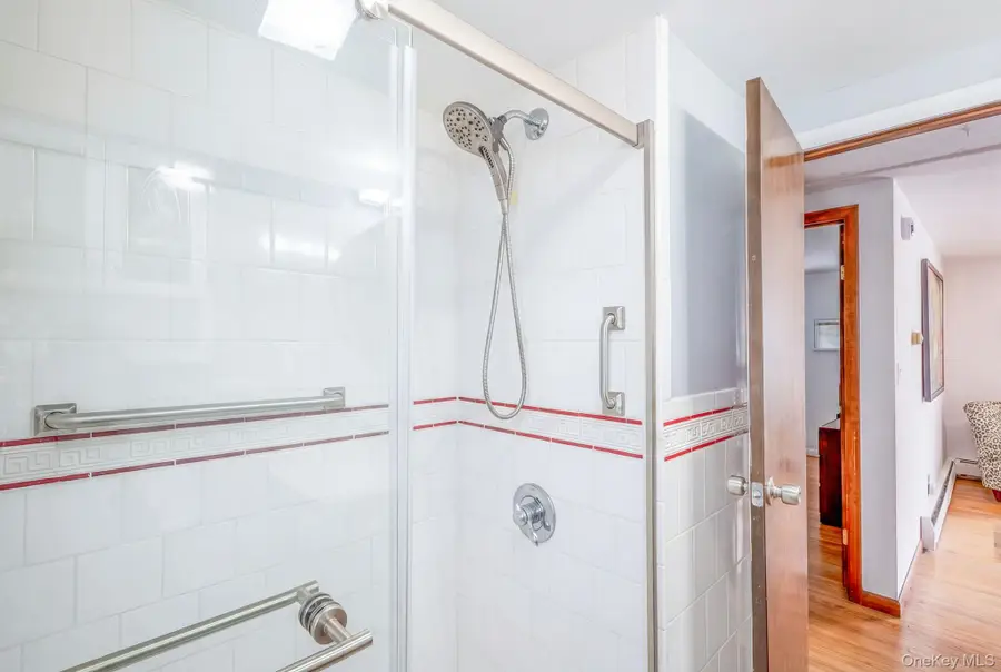 538 Mountain View Avenue, Hurley, NY 12443 - #2