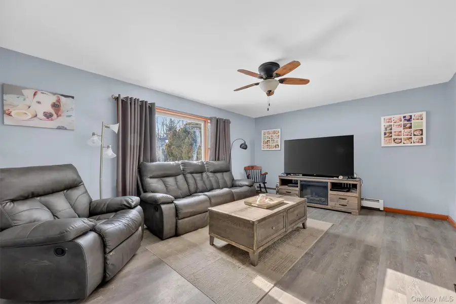 16 Darlene Drive, Poughkeepsie, NY 12601 - #3