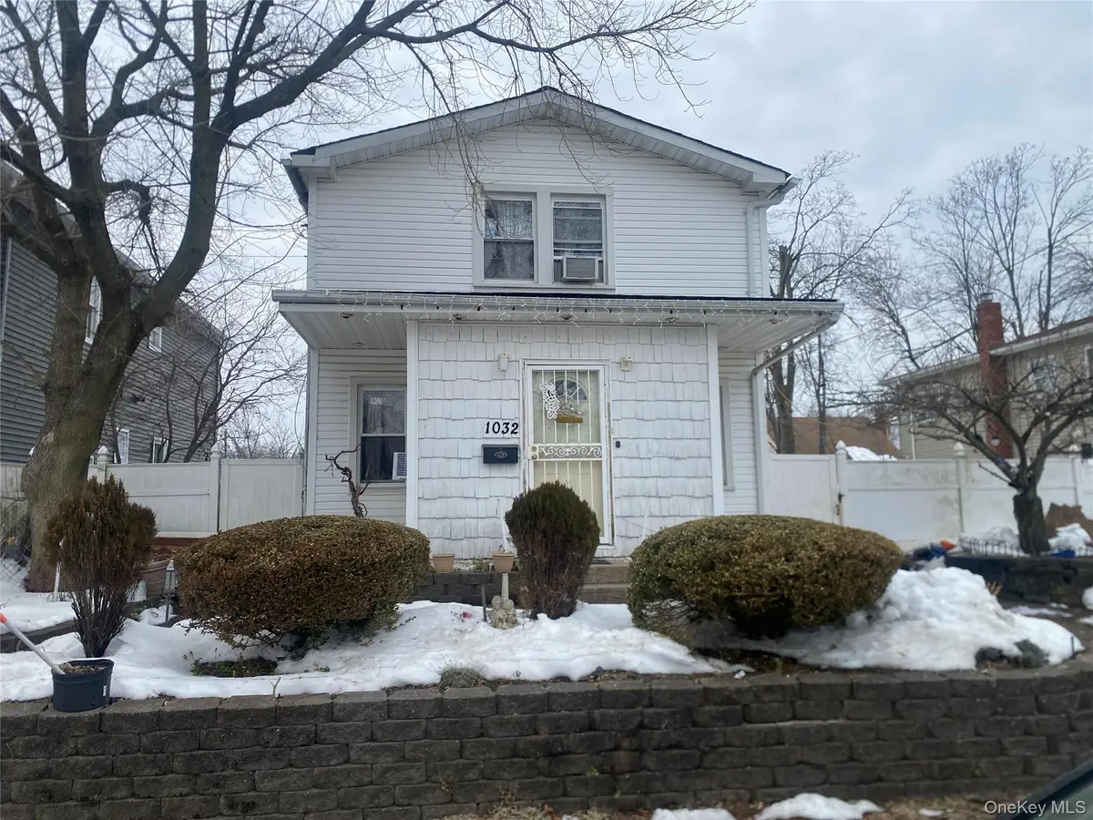 1032 Adams Street, Uniondale, NY 11553 - #1
