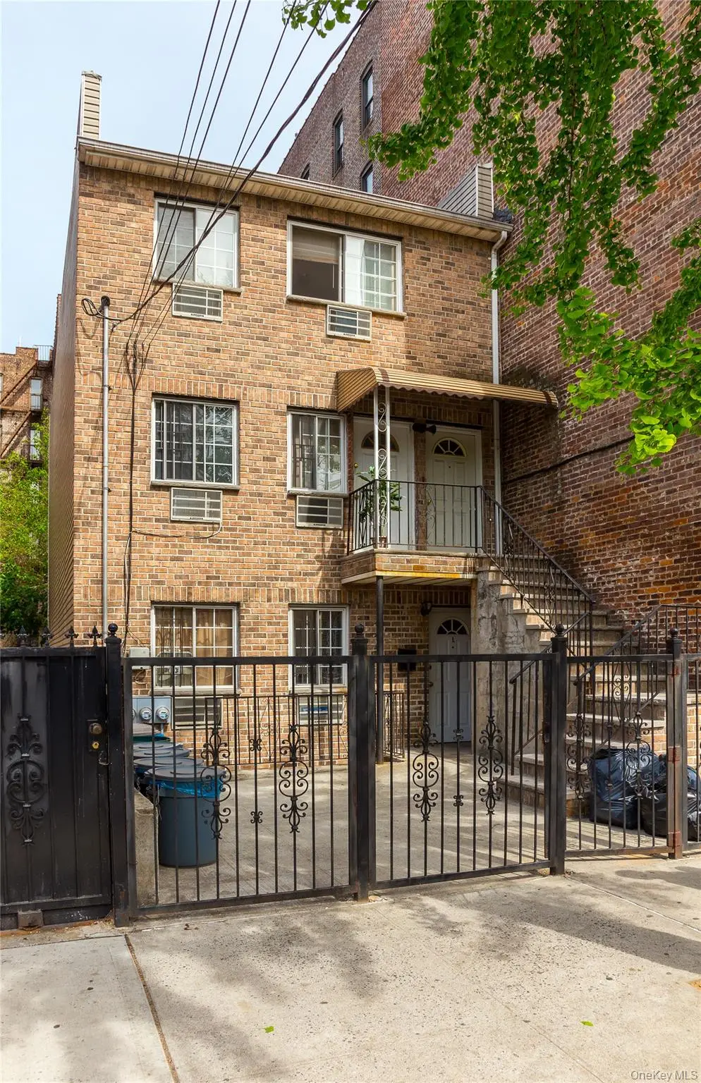 2722 Wallace Avenue, Bronx, NY 10467 - #1
