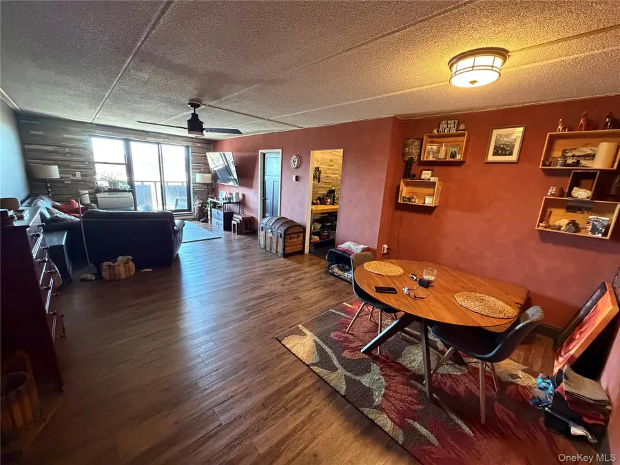 160 Academy Street #7h, Poughkeepsie, NY 12601 - #2