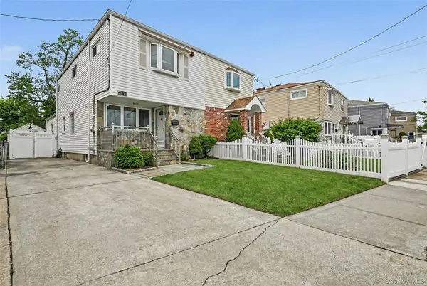 6404 136th Street, Flushing, NY 11367