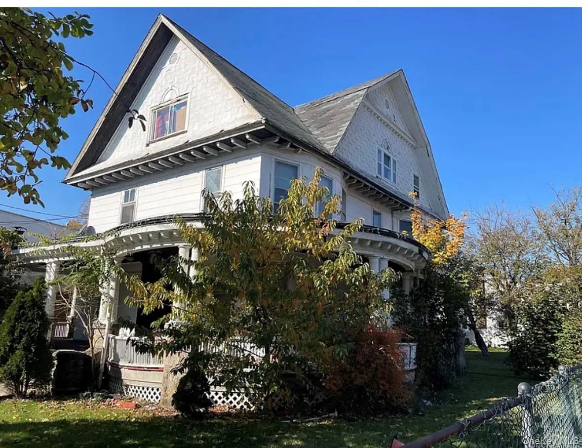25 Radford Street, Yonkers, NY 10705 - #1