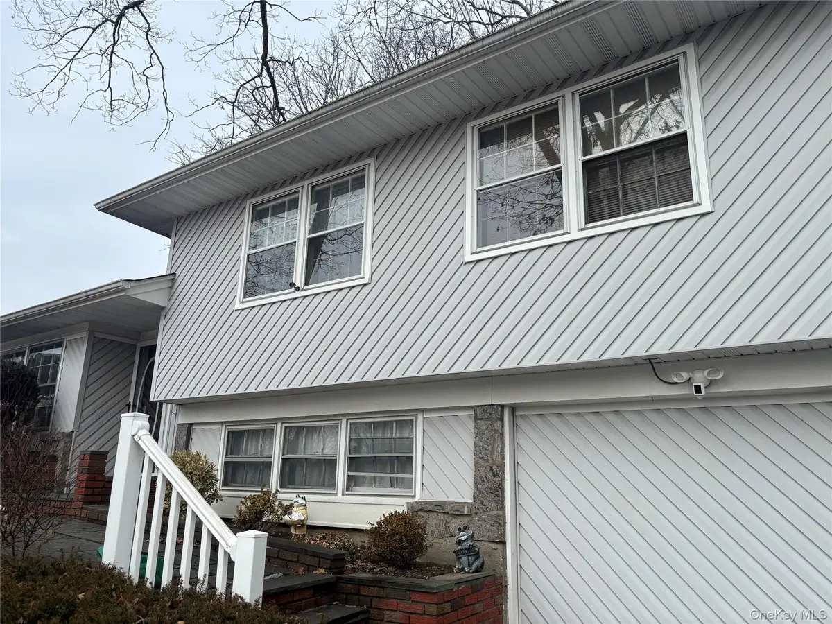 31 Seton Court, Old Bethpage, NY 11804 - #1