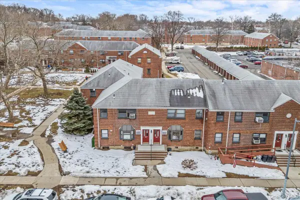 19918 19th Avenue #18, Whitestone, NY 11357