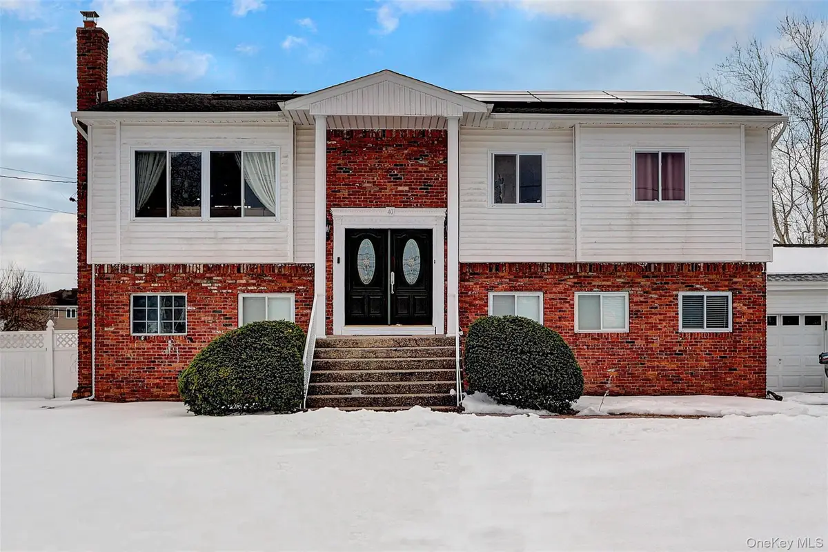 40 Scholar Lane, Commack, NY 11725 - #1