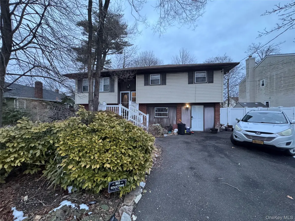 29 N Baldwin Place, Massapequa, NY 11758 - #1