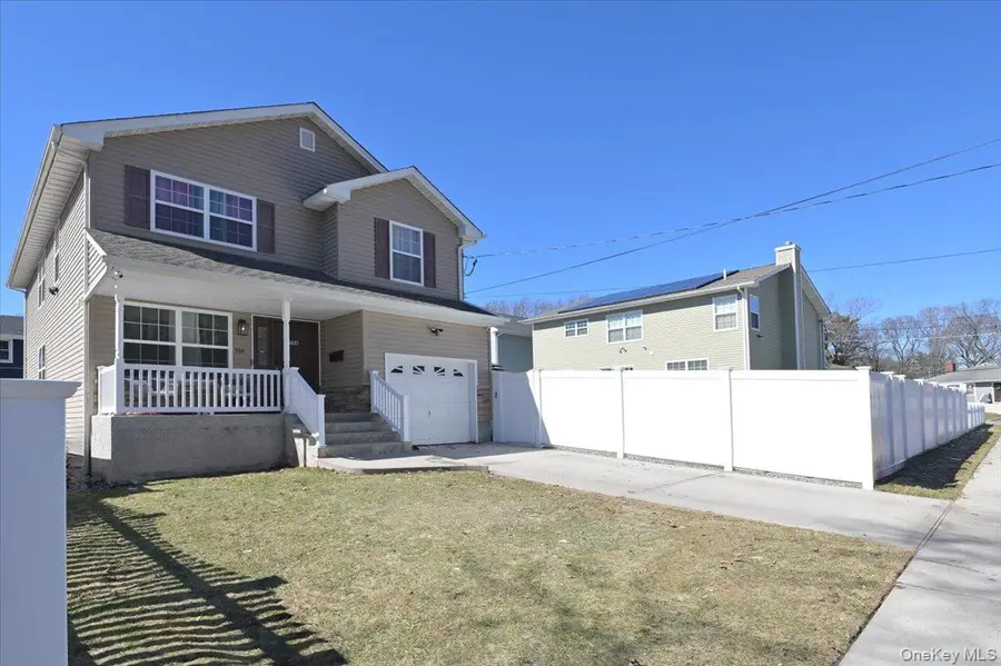 556 Park Avenue, West Hempstead, NY 11552 - #2