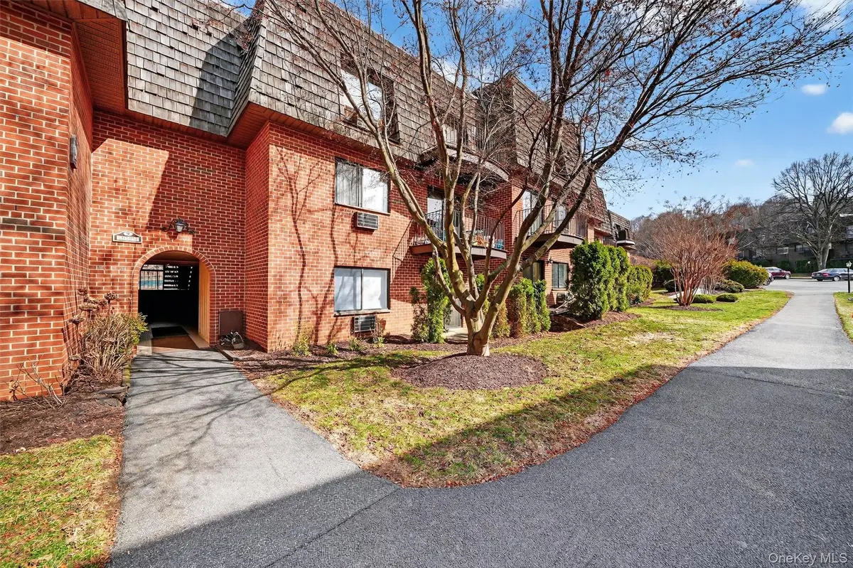 9 Briarcliff Drive S #16, Ossining, NY 10562 - #1