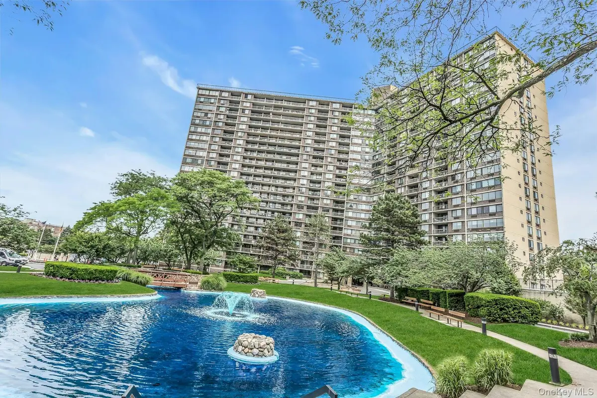 2 Bay Club #11 F, Bayside, NY 11360 - #1