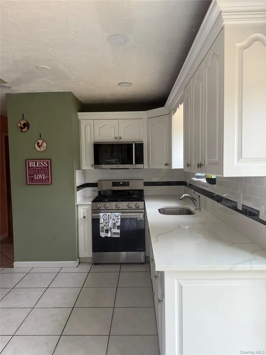 2 Cherry Street, Central Islip, NY 11722 - #3