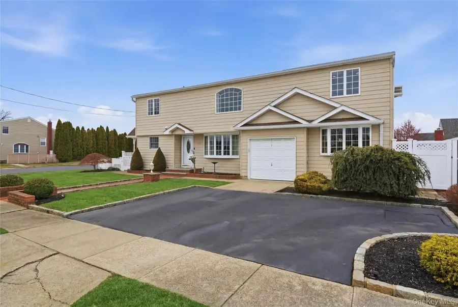 450 Ocean Avenue, Massapequa Park, NY 11762 - #3