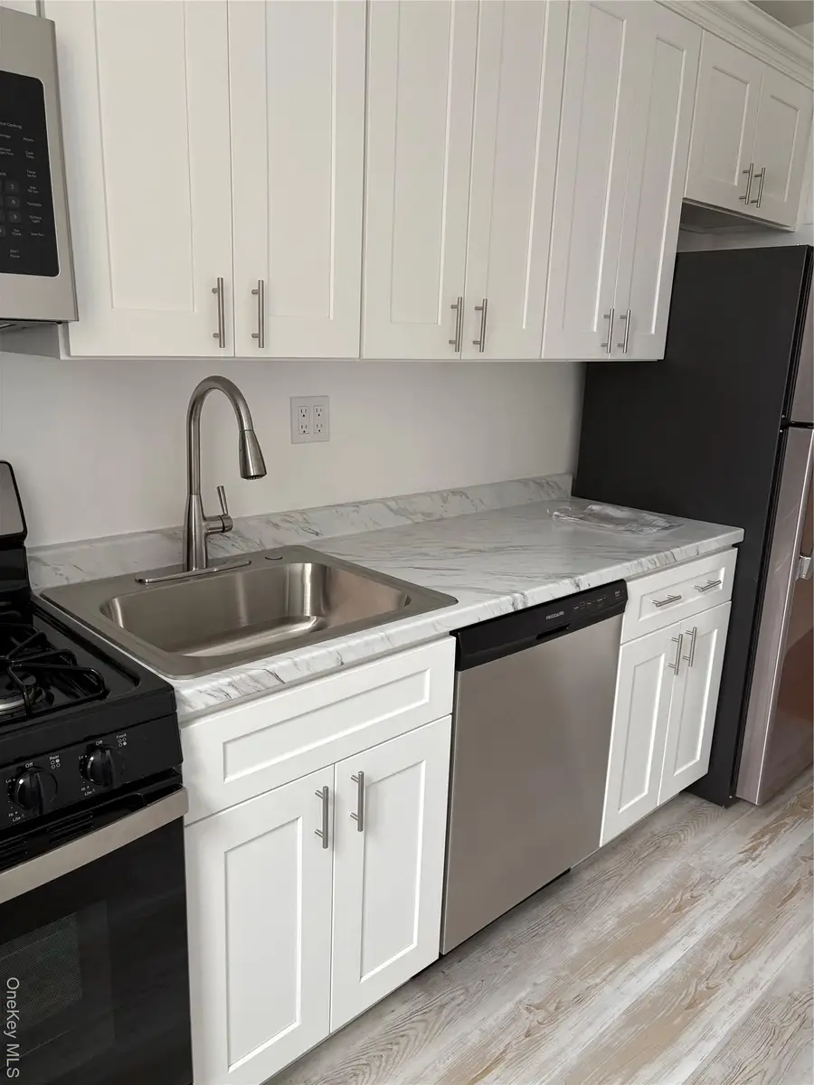 24 Mulford Place #6A, Hempstead, NY 11550 - #3