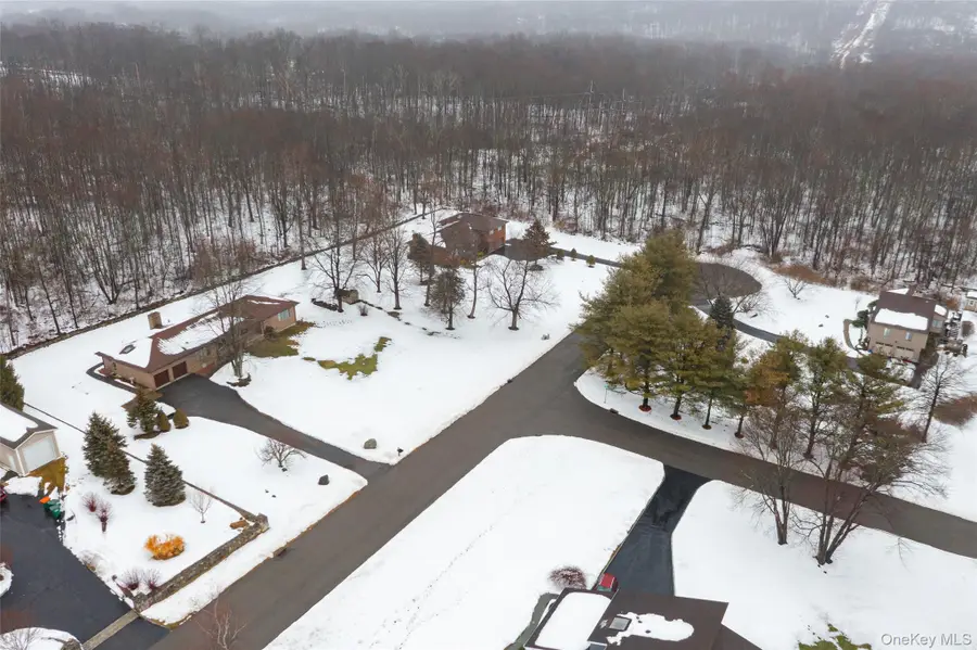 21 Lounsbury Drive, Baldwin Place, NY 10505 - #3