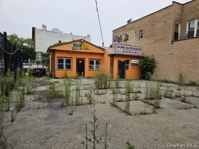 101-01 Jamaica Avenue, Richmond Hill, NY 11418 - #2