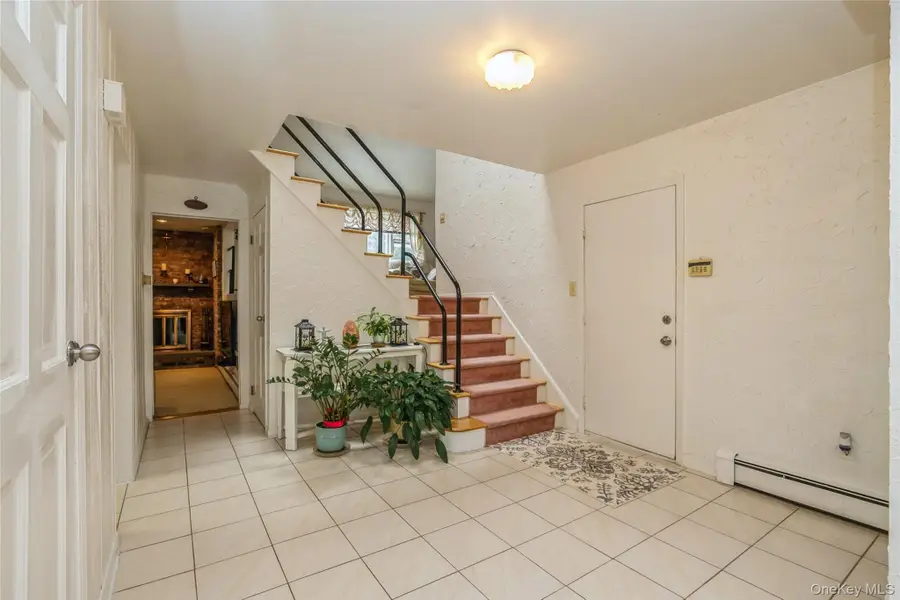 23 Dressler Road, Greenlawn, NY 11740 - #3