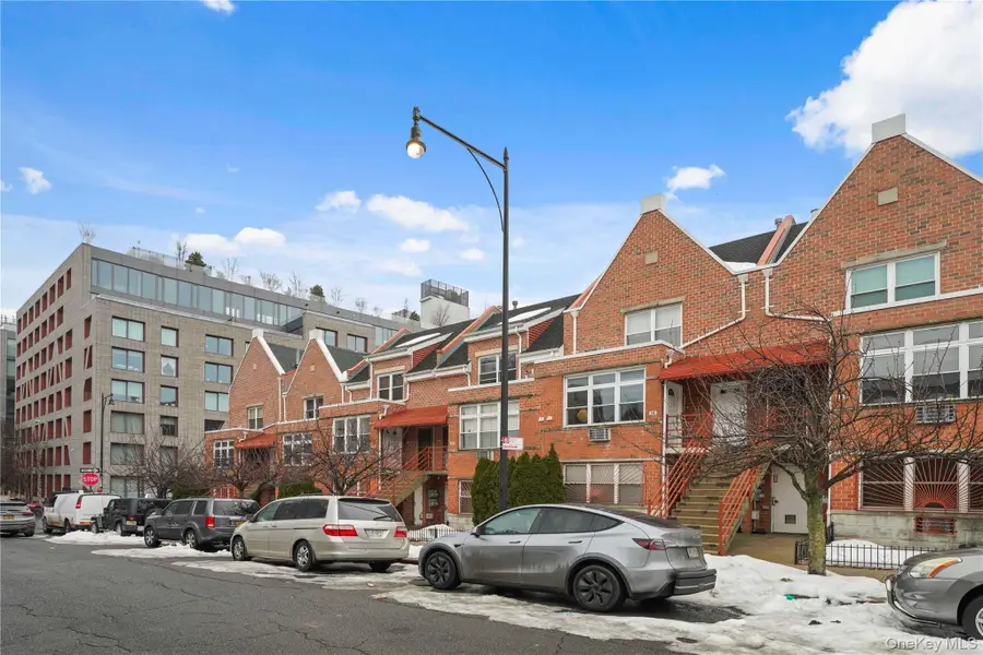 6 Renaissance Court #16B, Brooklyn, NY 11206 - #3