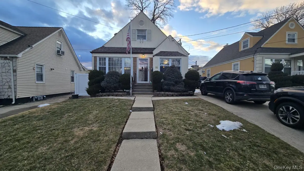 32 Butler Boulevard, Elmont, NY 11003 - #1