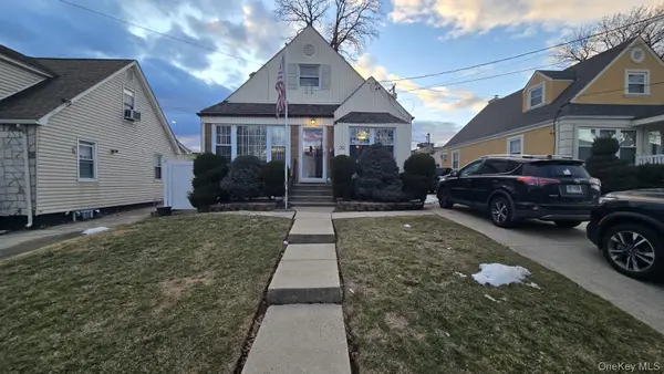 32 Butler Boulevard, Elmont, NY 11003