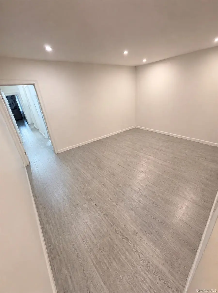 1139 Noble Avenue, Bronx, NY 10472 - #2