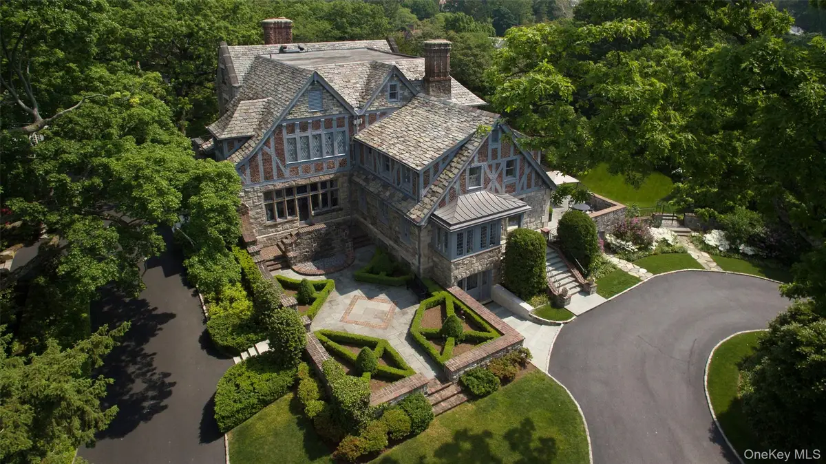 5 Oakledge Road, Bronxville, NY 10708 - #1