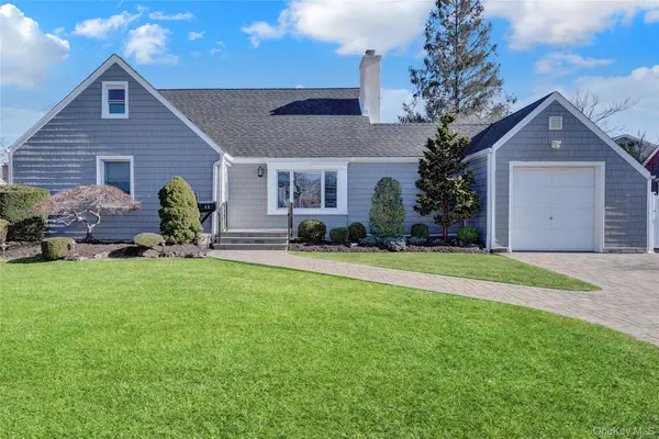 45 Gregory Avenue, Merrick, NY 11566