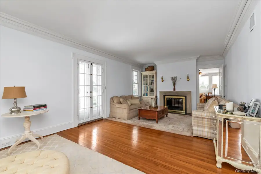 168 Brixton Road, Garden City, NY 11530 - #3