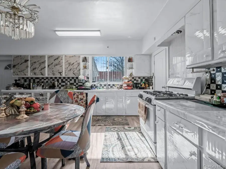 2721 Coldspring Road, Far Rockaway, NY 11691 - #3