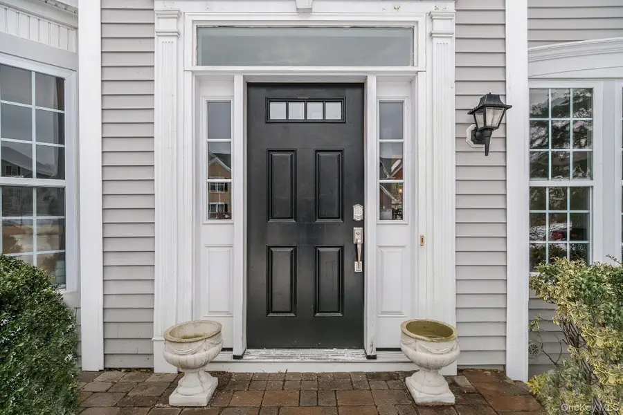 27 Avolet Court, Mount Sinai, NY 11766 - #3