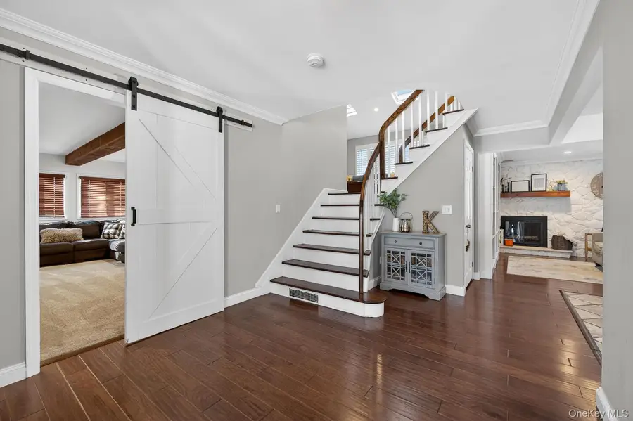 18 Melrose Lane, Commack, NY 11725 - #2