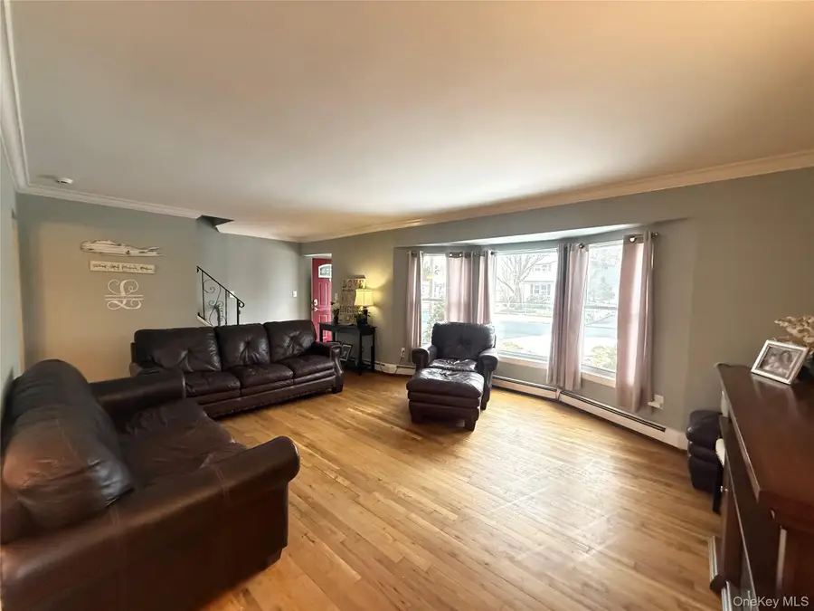 92 Southaven Avenue, Mastic, NY 11950 - #3