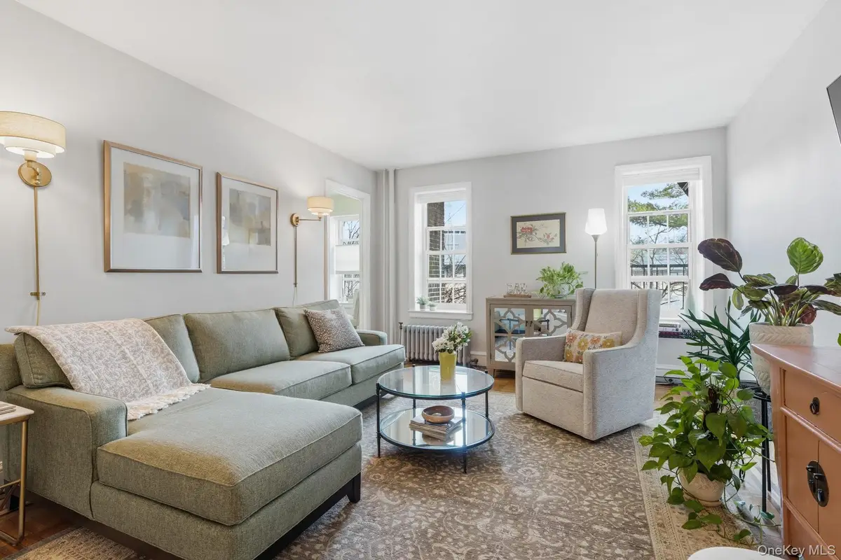 300 S Broadway #2D, Tarrytown, NY 10591 - #1