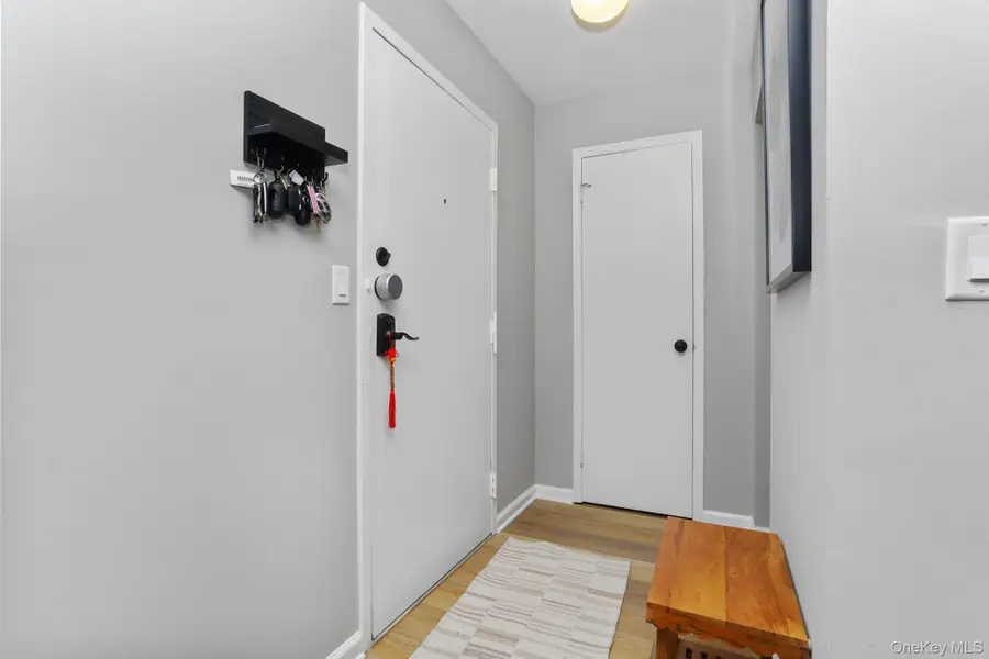 64 Foxwood Drive #8, Pleasantville, NY 10570 - #2