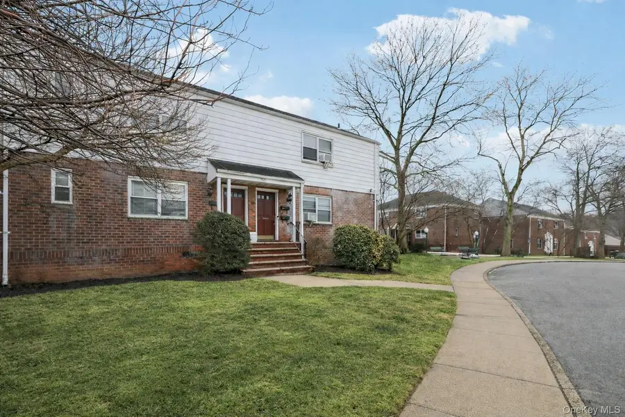 560 Tuckahoe Road #4B, Yonkers, NY 10710 - #2